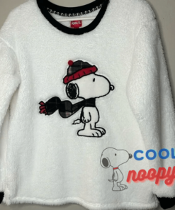 Peanuts Brand ladies Snoopy Sweatshirt Fuzzy Sz Small Sweater. New with tags.
