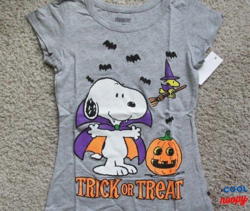 Snoopy Halloween T Shirt Peanuts Girls 78 Gray Dracula