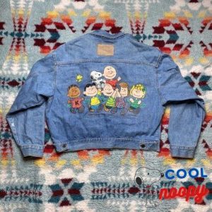 Vintage Knotts Camp Snoopy Peanuts denim jacket