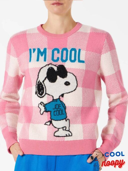 Women's crewneck pied de poule sweater with Snoopy print