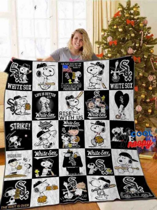 Chicago White Sox Snoopy Rise With Us Quilt Blanket 1