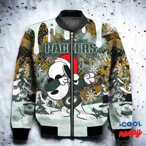 Green Bay Packers Snoopy Dabbing The Peanuts Christmas Bomber Jacket 2