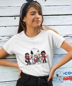 Attractive Snoopy Foo Fighters Rock Band T Shirt 4