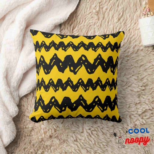 Charlie Brown Zig Zag Pattern Throw Pillow 8