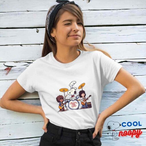 Gorgeous Snoopy Aerosmith Rock Band T Shirt 4