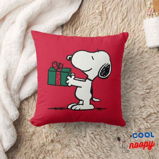 Peanuts Snoopy Christmas Gift Giver Throw Pillow 8