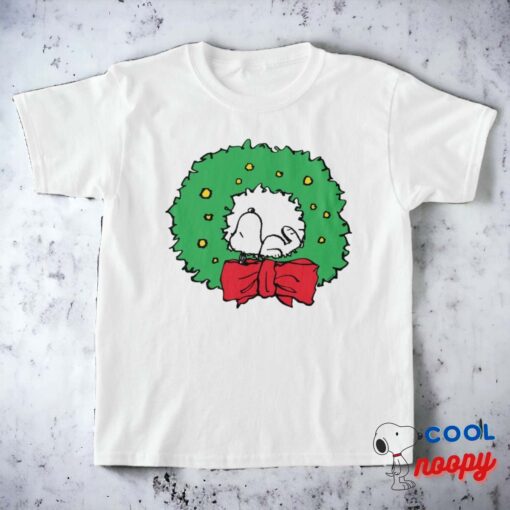 Peanuts Snoopy Christmas Wreath T Shirt 5