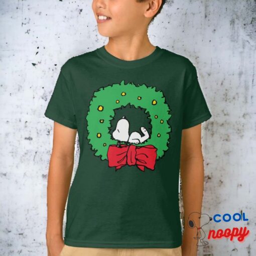 Peanuts Snoopy Christmas Wreath T Shirt 6