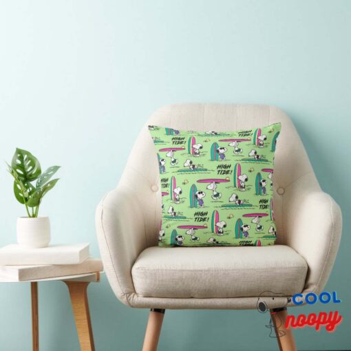 Peanuts Snoopy Ocean High Tide Pattern Throw Pillow 3