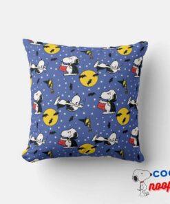 Peanuts Snoopy Vampire Pattern Throw Pillow 5