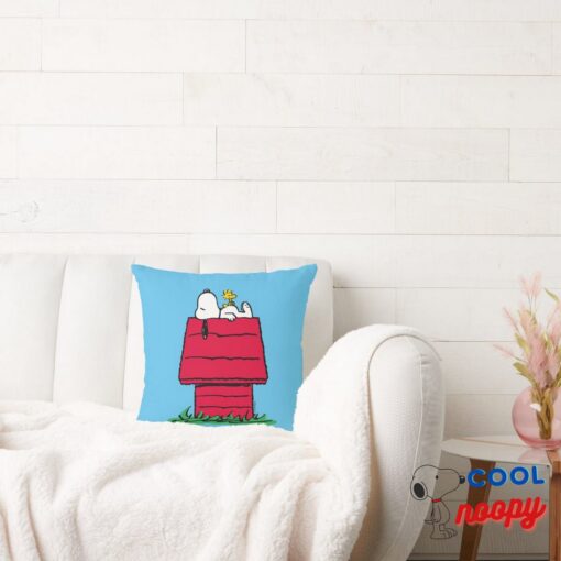 Peanuts Snoopy Woodstock Doghouse Throw Pillow 3