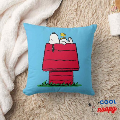 Peanuts Snoopy Woodstock Doghouse Throw Pillow 8