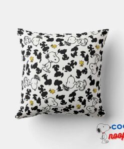 Peanuts Snoopy Woodstock Shadow Pattern Throw Pillow 3