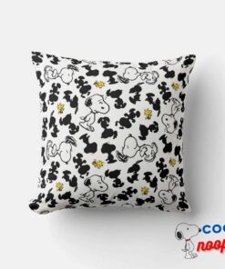 Peanuts Snoopy Woodstock Shadow Pattern Throw Pillow 4