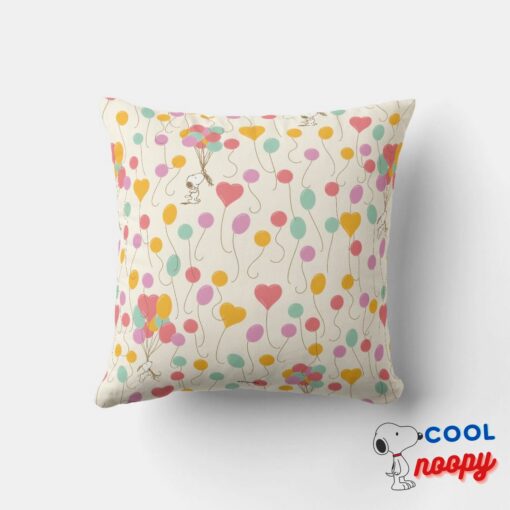 Snoopy Bunches Of Balloons Pattern Throw Pillow 4