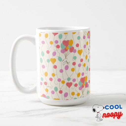 Snoopy Bunches Of Balloons Pattern Travel Mug 5