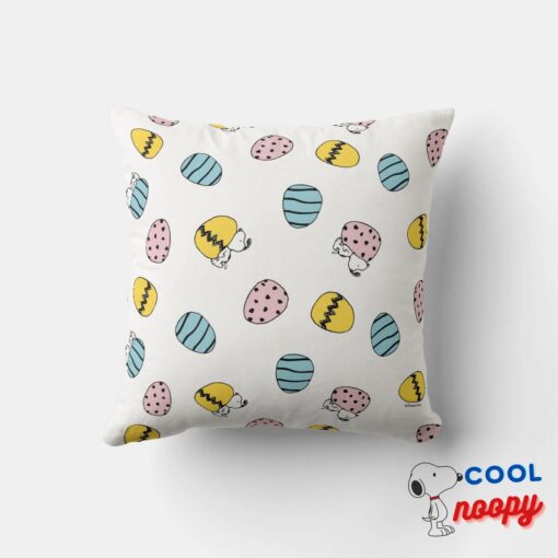 Snoopy Easter Egg Pattern Throw Pillow 8