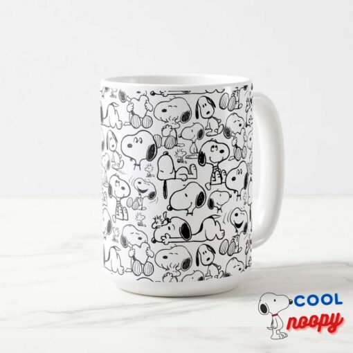 Snoopy Smile Giggle Laugh Pattern Travel Mug 15