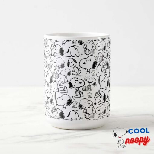Snoopy Smile Giggle Laugh Pattern Travel Mug 5