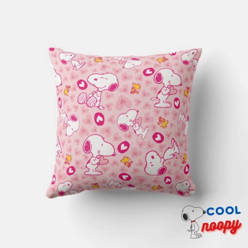 Snoopy Woodstock Pink Hearts Pattern Throw Pillow 4