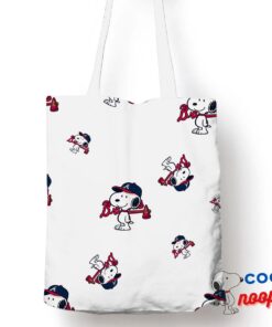 Surprising Snoopy Atlanta Braves Logo Tote Bag 1