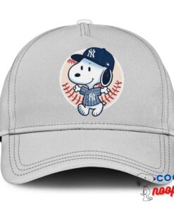 Surprising Snoopy New York Yankees Logo Hat 3